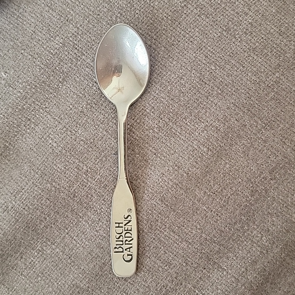 Vintage Busch Gardens Souvenir collectible miniature spoon